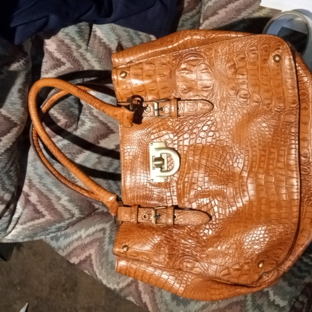 Bueno purse